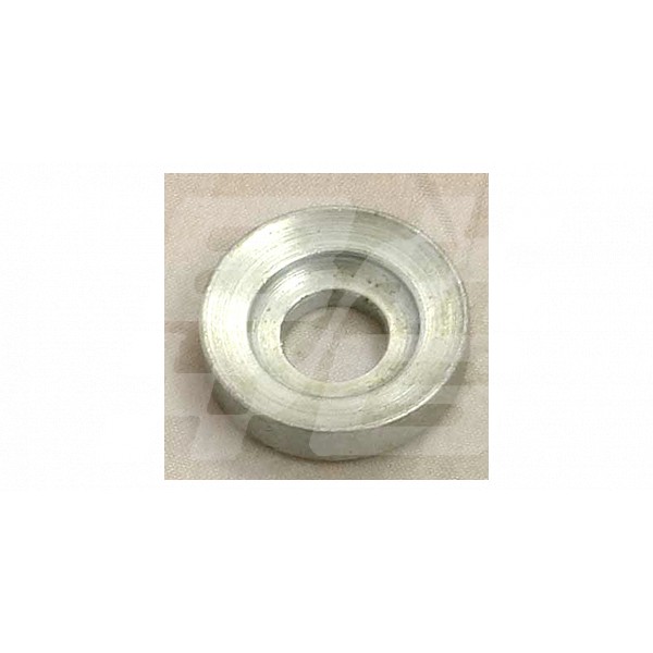 Image for COLLAR OIL FILTER BOLT MID